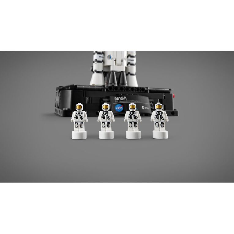 LEGO Technic NASA Artemis Space Launch System Rocket 42221, , hi-res