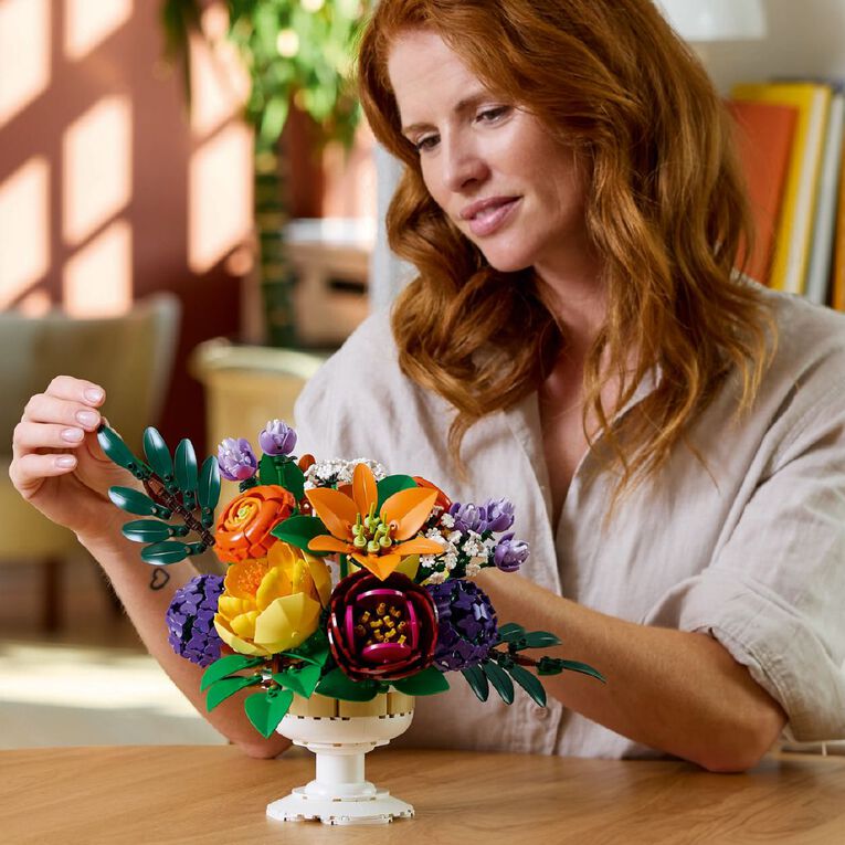 LEGO Botanicals Flower Arrangement 10345, , hi-res