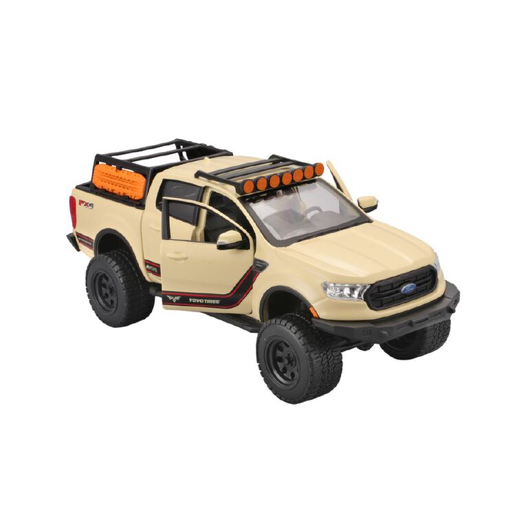 Maisto 1:24 Custom Shop Assorted, , hi-res