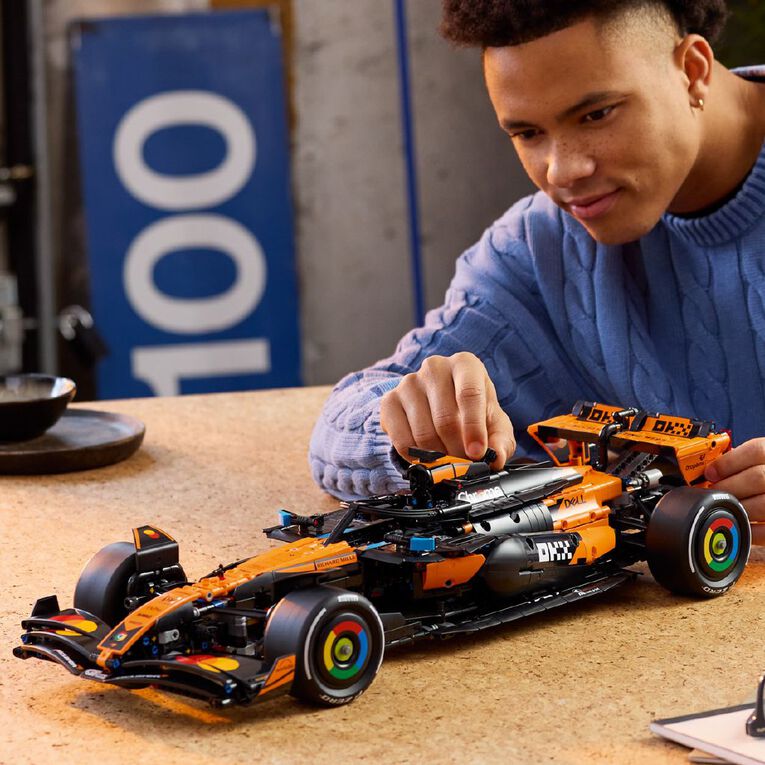 LEGO Technic Mclaren MCL39 F1 Car 42228, , hi-res