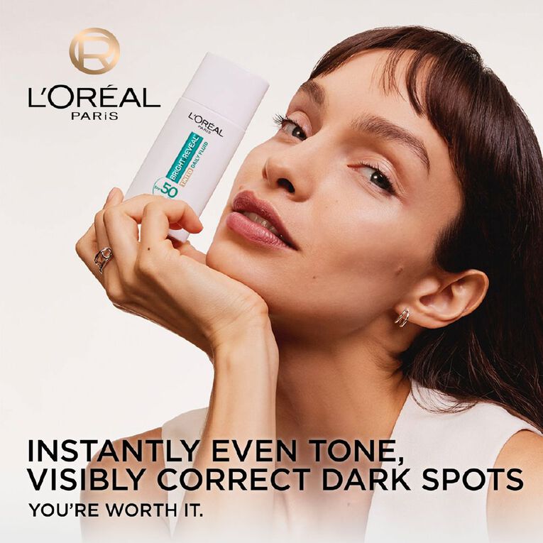 L'Oreal Paris Bright Reveal Tinted Fluid SPF50+ Light, , hi-res