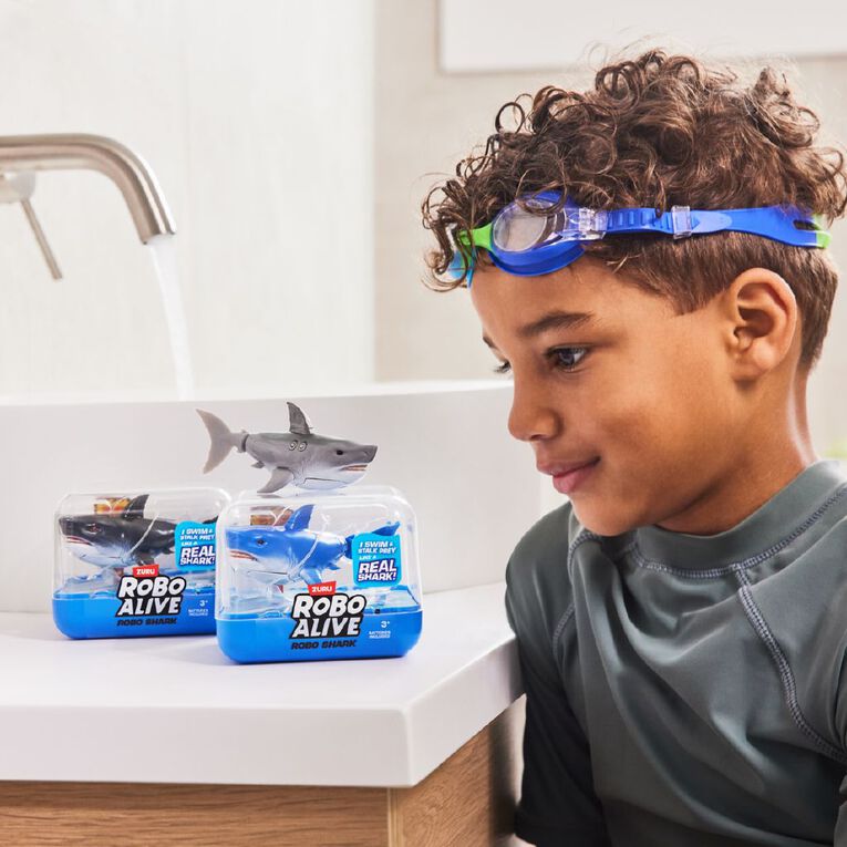 Zuru Robo Alive Water Activated Swimming Shark Series 1, , hi-res