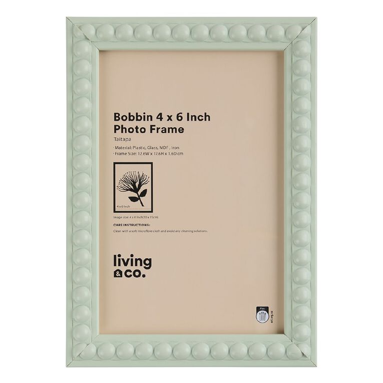 Living & Co Bobbin Frame Green 4in x 6in, , hi-res