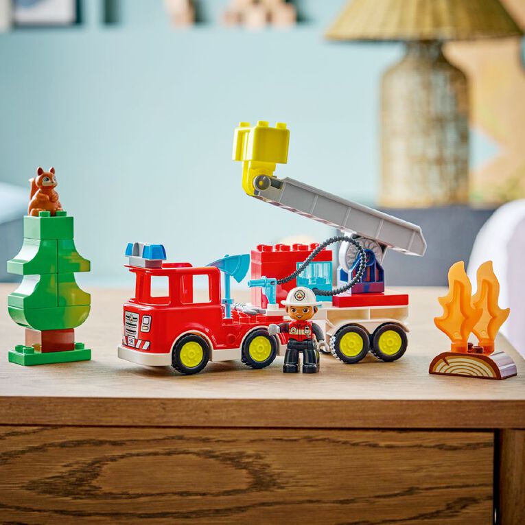 LEGO DUPLO Fire Engine with Hose and Firefighter 10473, , hi-res