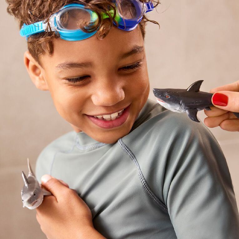 Zuru Robo Alive Water Activated Swimming Shark Series 1, , hi-res