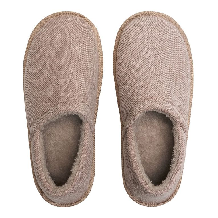 H&H Men's Joel Closed Back Slippers, Beige, hi-res