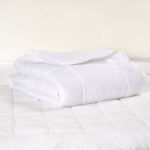 Living & Co Lightweight Microfibre Duvet Inner White Single