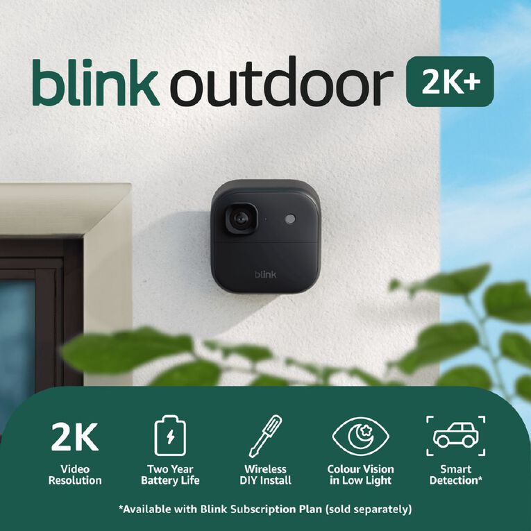 Blink Outdoor 2K+ With Sync Module Core 5 Pack Black, , hi-res