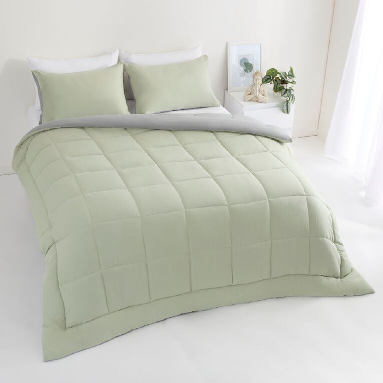 Living & Co Microfibre 3 Piece Comforter Set Grey Green King, , hi-res