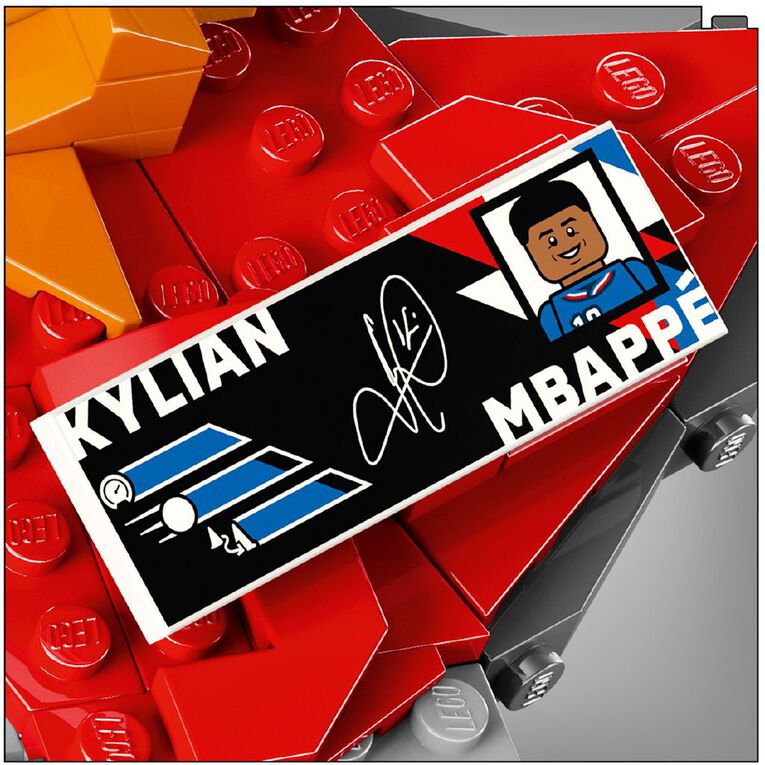 LEGO Editions Football Kylian Mbappe Soccer Highlights 43013, , hi-res