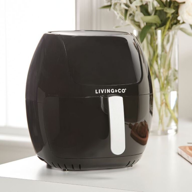 Living & Co Digital Air Fryer 6L The Warehouse