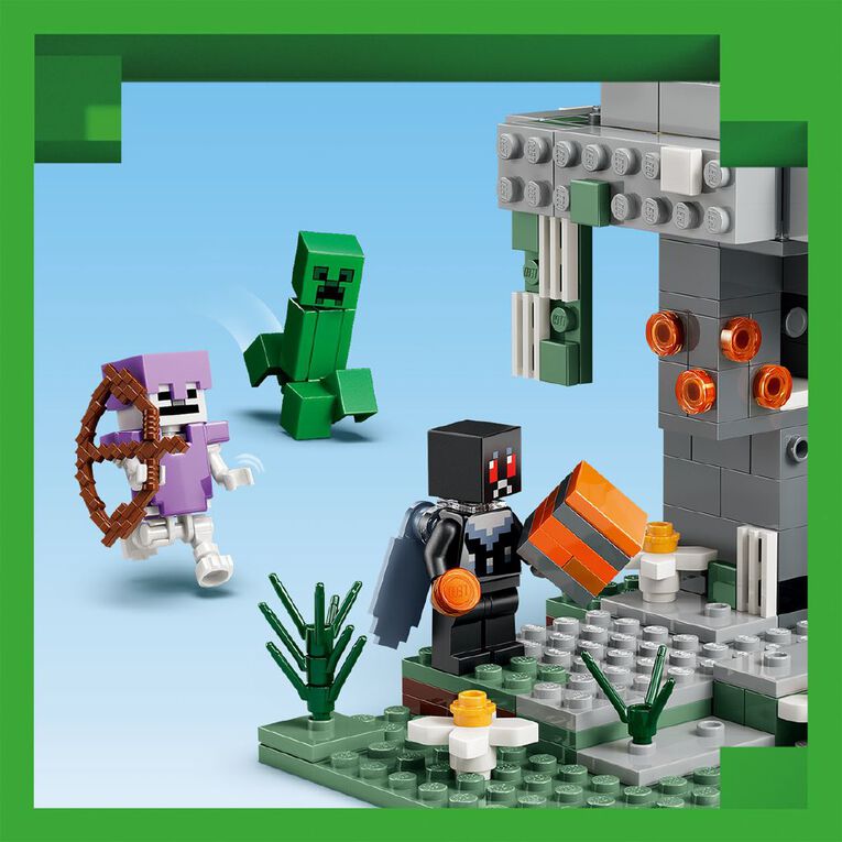 LEGO Minecraft The Pale Garden 21586, , hi-res