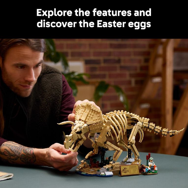 LEGO Jurassic World Dinosaur Fossils Triceratops 77985, , hi-res