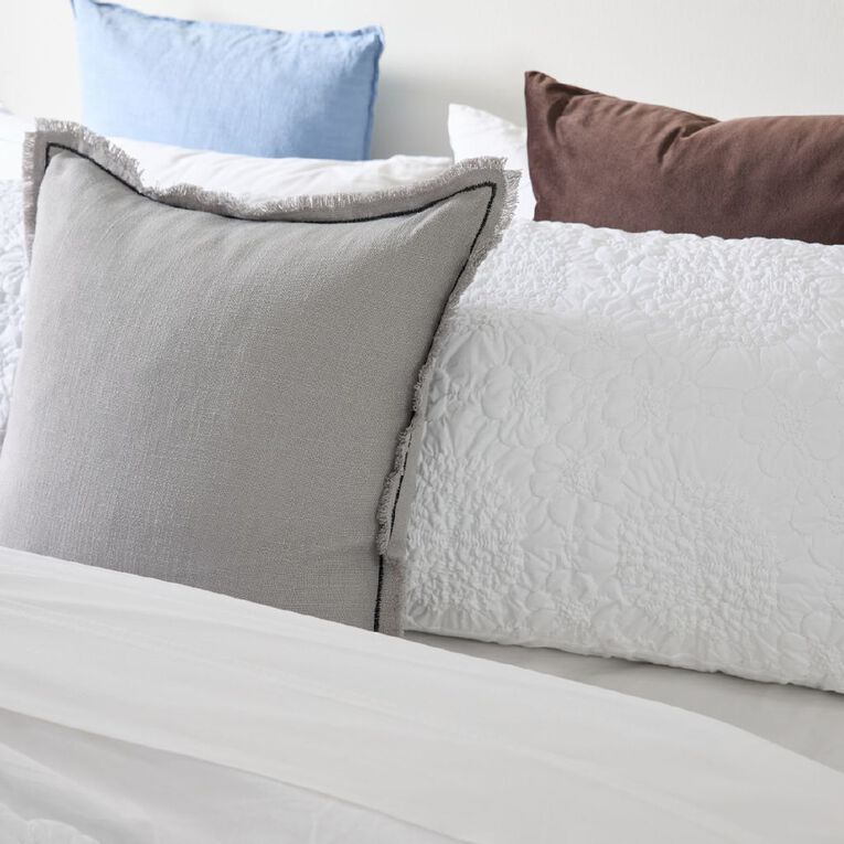 Living & Co Duvet Cover Set Cotton Ruched Floral White King, , hi-res