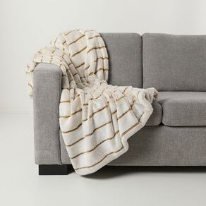 Living & Co Channel Faux Rabbit Fur 127cm x 152cm