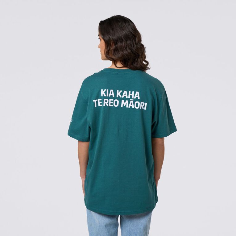 MLC Kia Kaha Te Reo Maori Tihate Pakeke, Pounamu, hi-res