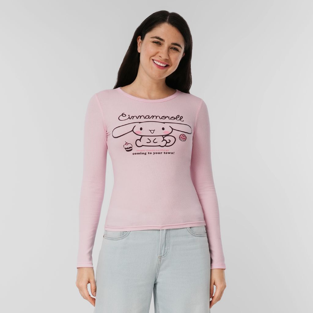 Hello Kitty Women's 90s Baby Tee Pink | The Warehouse