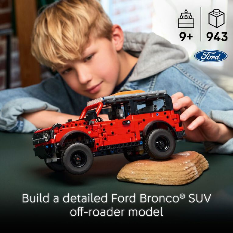 LEGO Technic Ford Bronco SUV 42213, , hi-res