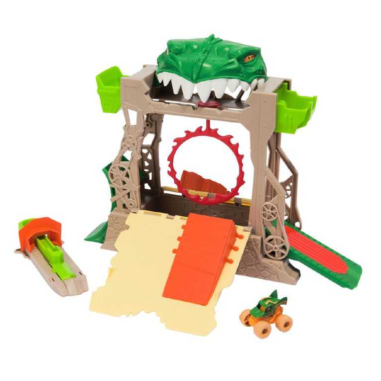Monster Jam Mini Dragon Dungeon of Doom Playset, , hi-res