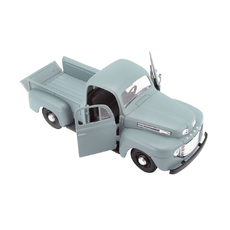 Maisto 1:24 Special Edition Assorted, , hi-res