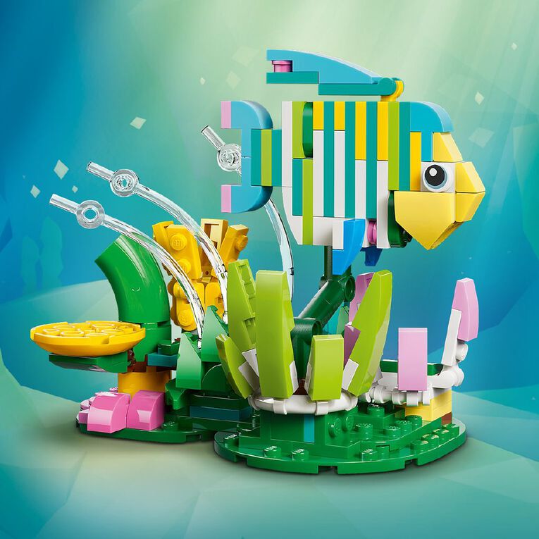 LEGO CREATOR Wild Animals Colourful Hummingbird 31384, , hi-res