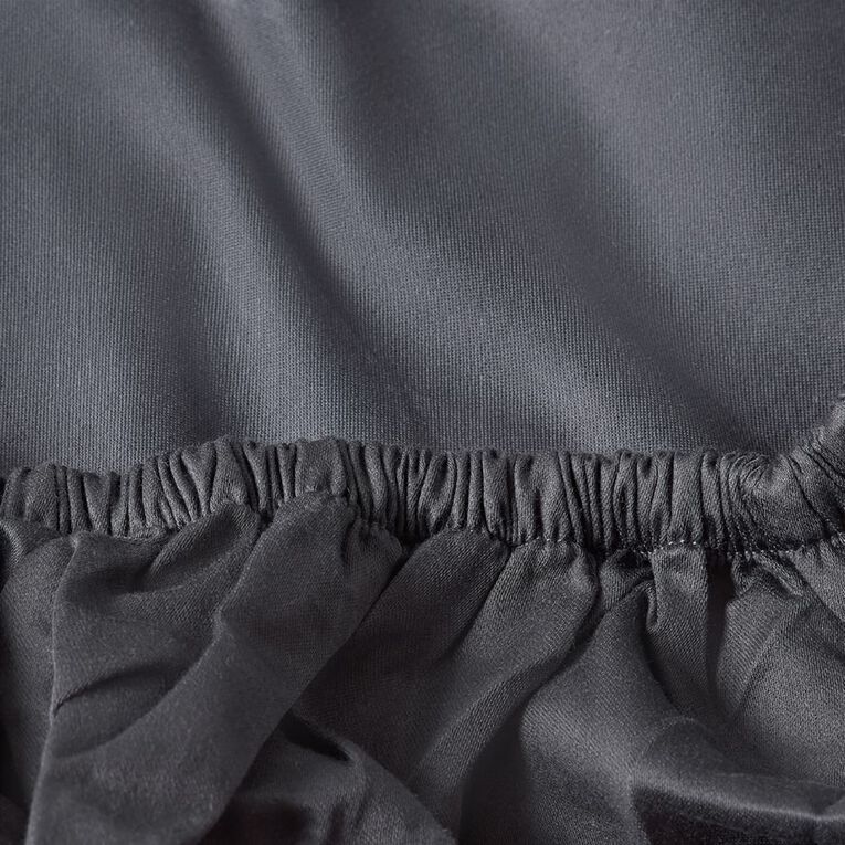 Living & Co 4OOTC Sateen Fitted Sheet Charcoal King, Charcoal, hi-res