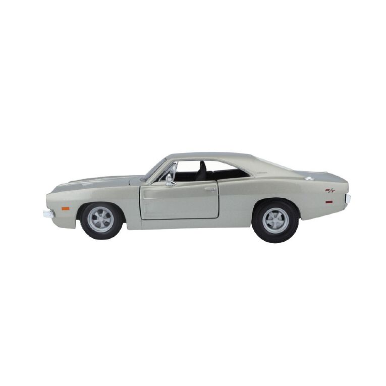 Maisto 1:24 Special Edition Assorted, , hi-res