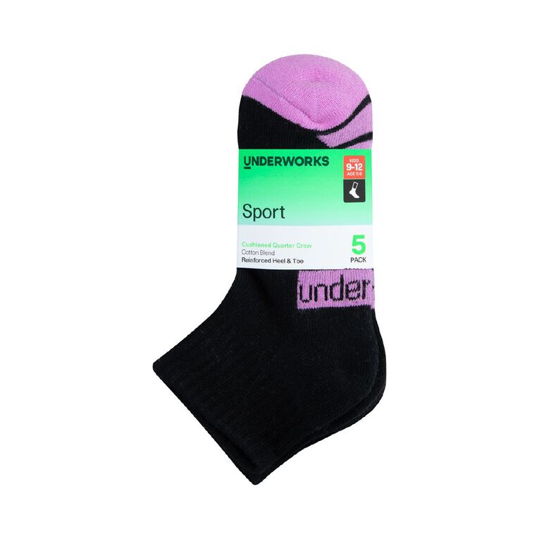 Underworks Girls' Cushioned Sport Quarter Crew Socks 5 Pack, Black, hi-res
