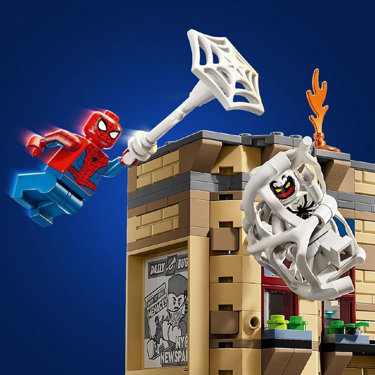 LEGO Marvel Super Heroes Peter Parkers Apartment 76317, , hi-res