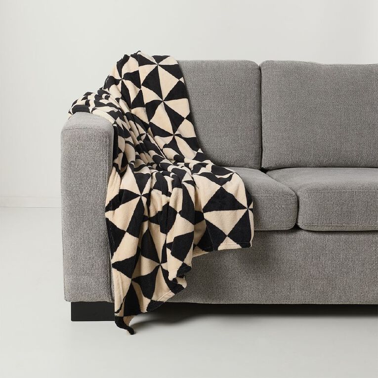 Living & Co Coral Fleece Printed Throw Black/White 127cm x 152cm, Black/White, hi-res