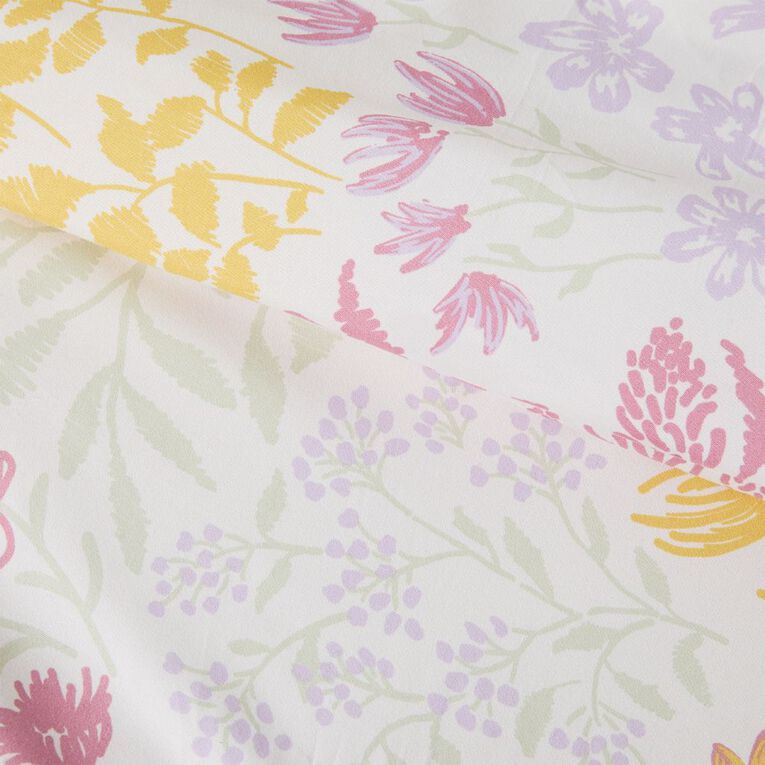 Living & Co 7 Piece Comforter Set Reversible Fleur Queen, , hi-res