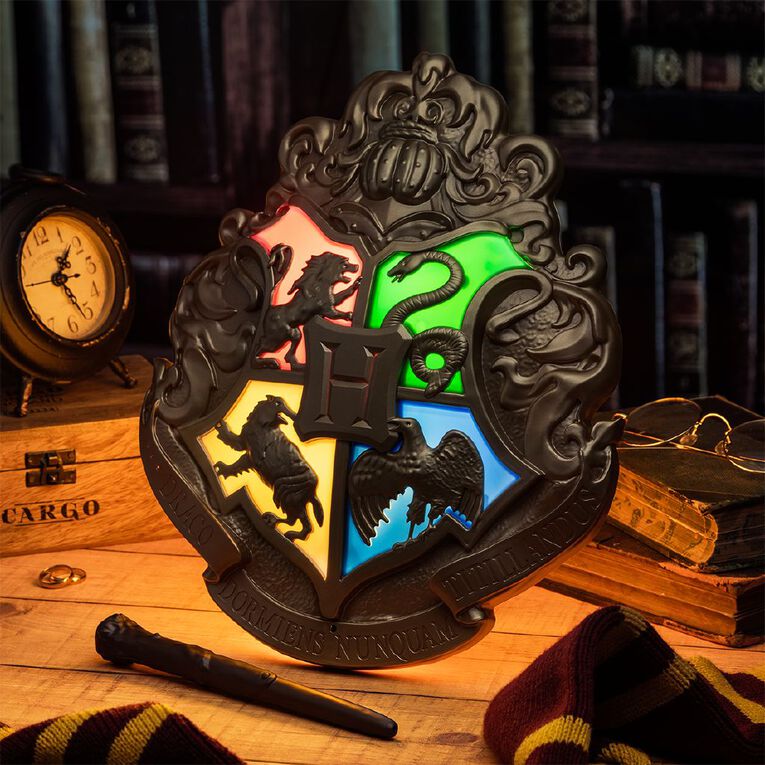 Paladone Harry Potter Crest Light with Wand Remote, , hi-res