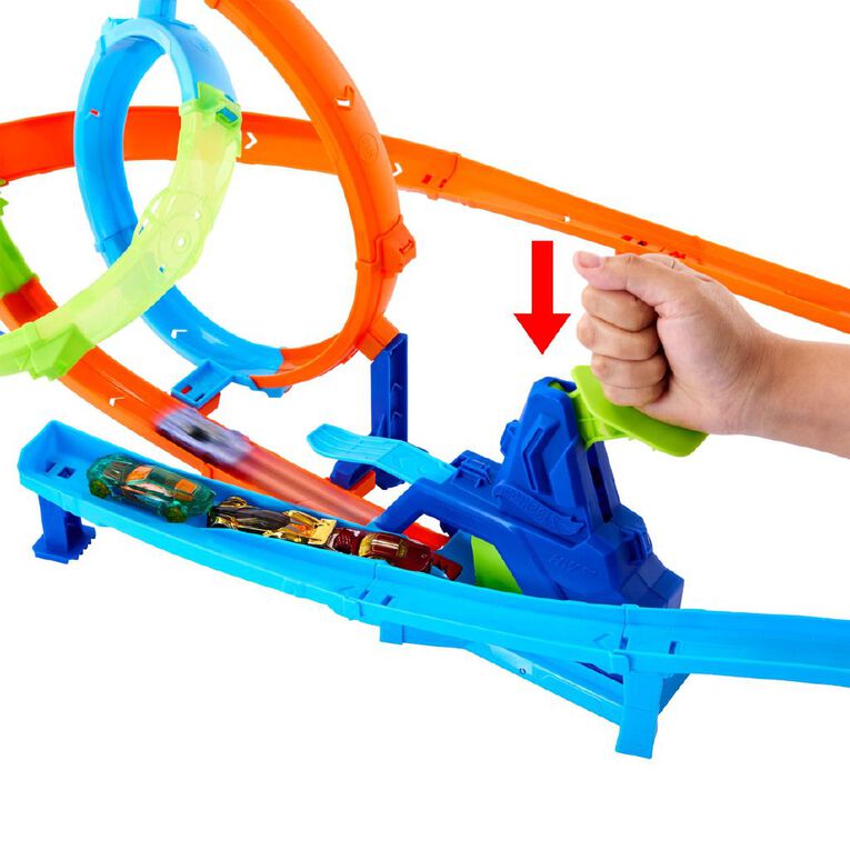 Hot Wheels Stunt Tracks Rapid Blast & Crash Trackset, , hi-res