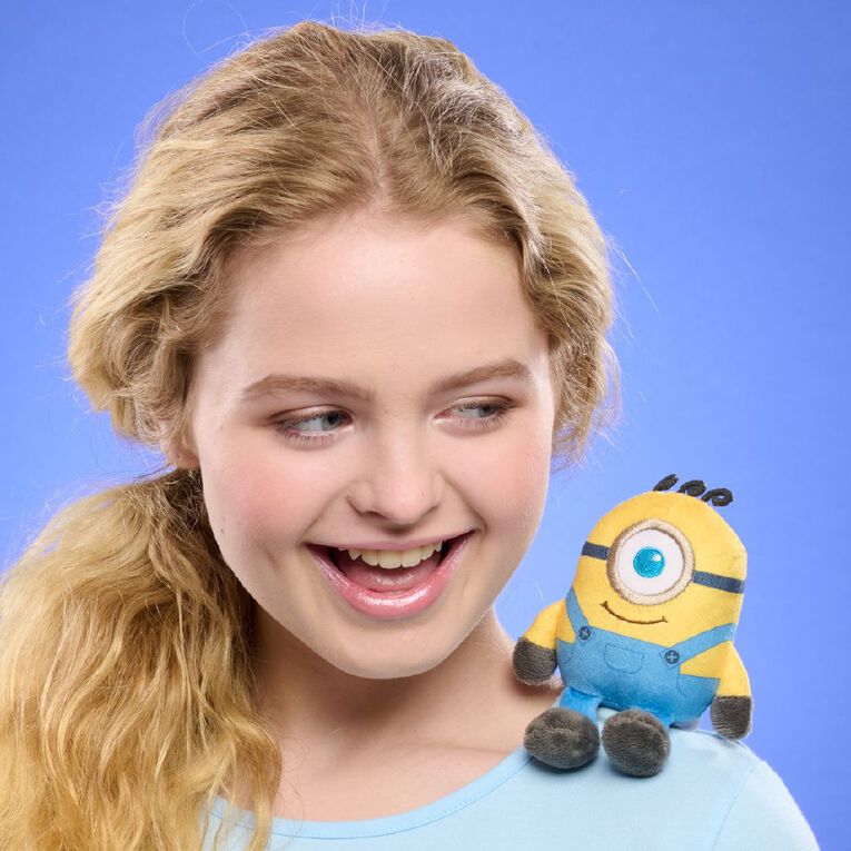 Minions & Monsters Perch'd Shoulder Plush Assorted, , hi-res