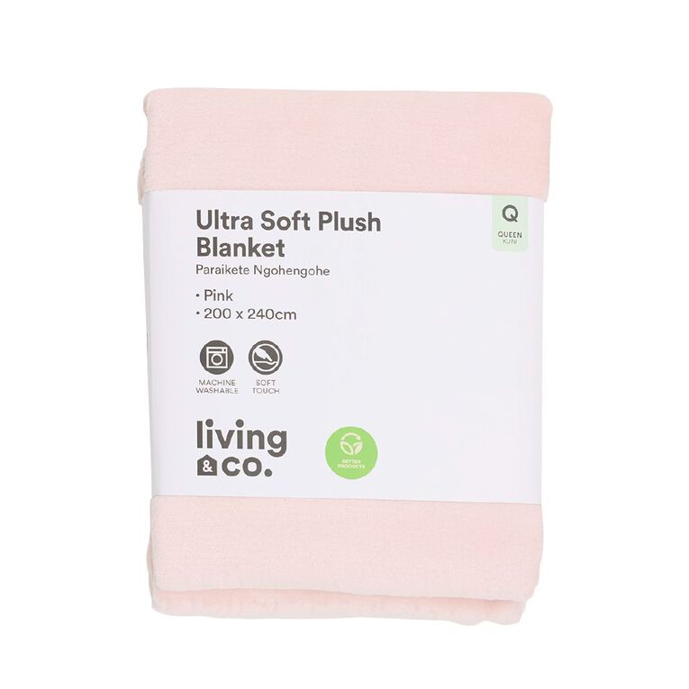 Living & Co Ultra Soft Plush Blanket Pink Queen, , hi-res