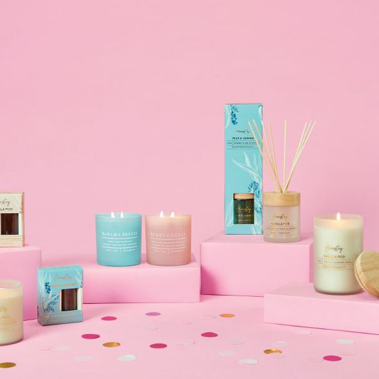 Living & Co Homestay Vanilla Candle White 13oz, White, hi-res