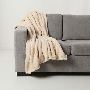 Living & Co Teddy Throw 127cm x 152cm