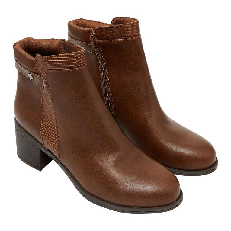 H&H Women's Panel Stud Boots, Brown, hi-res