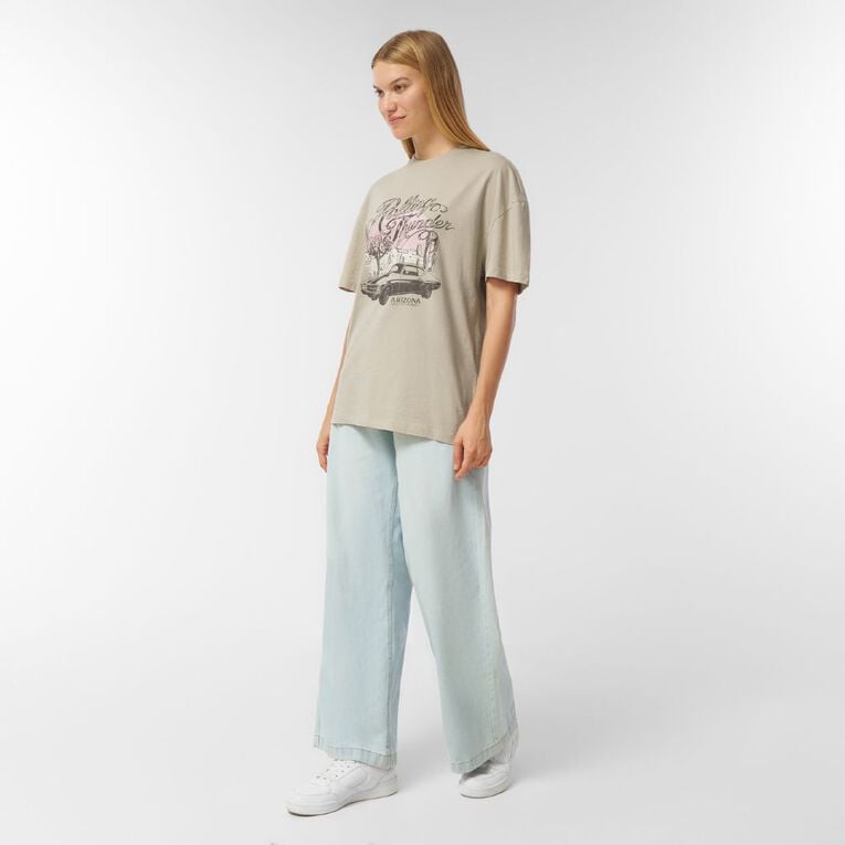 H&H Women's Short Sleeve Boyfriend Graphic Tee, Brown Light RLG THNDER, hi-res