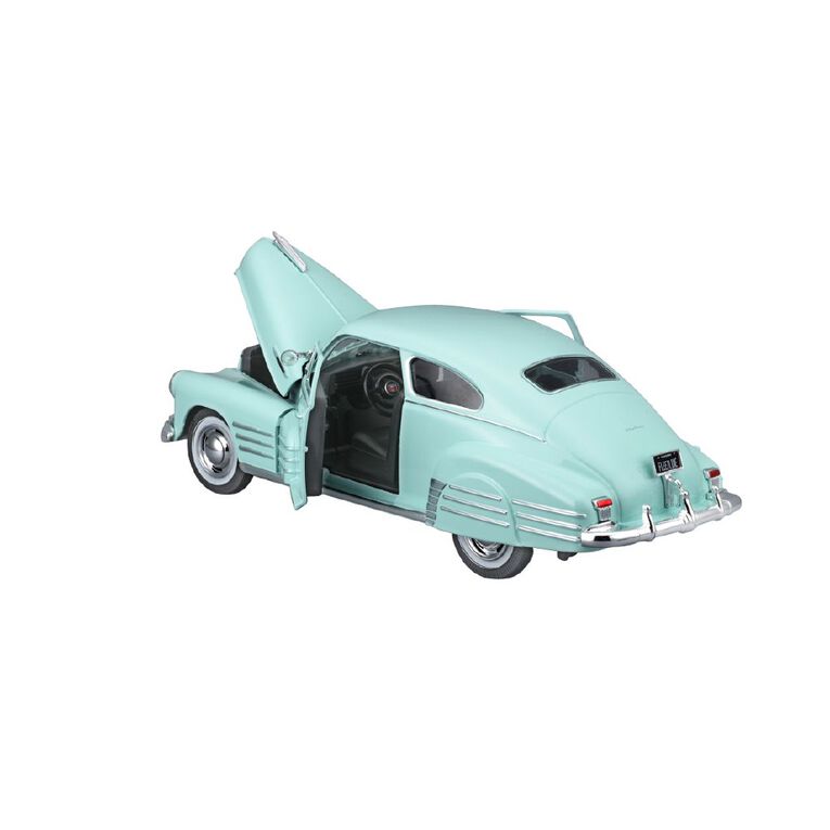 Maisto 1:24 Special Edition Assorted, , hi-res
