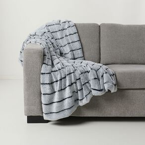 Living & Co Channel Faux Rabbit Fur 127cm x 152cm