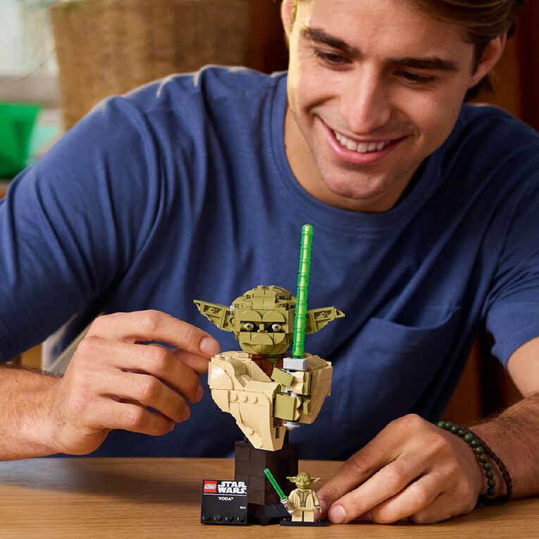 LEGO Star Wars Yoda 75438, , hi-res