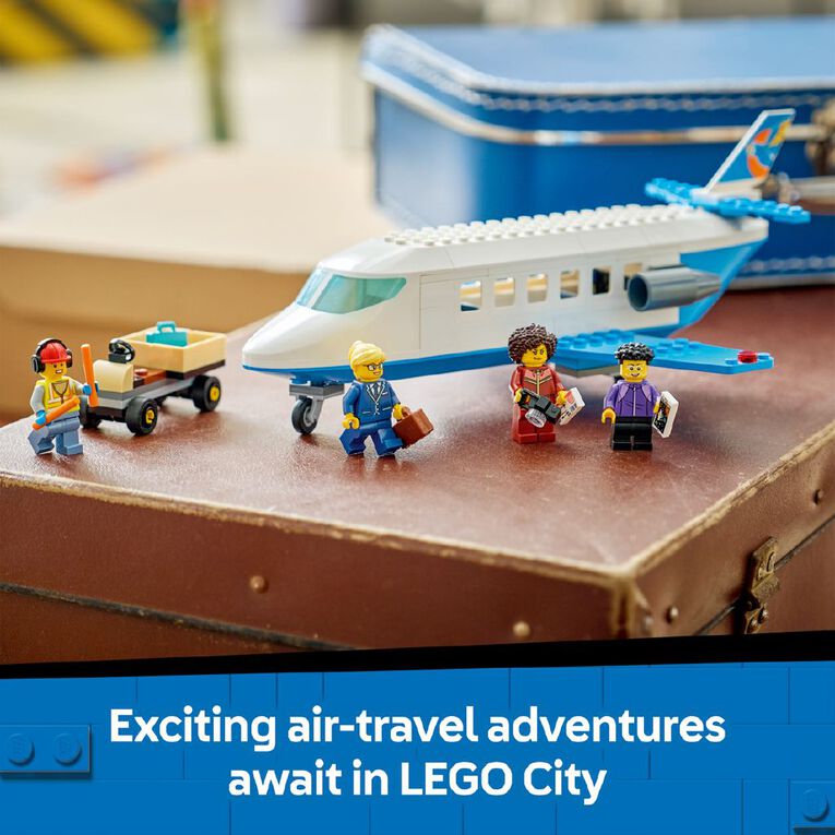 LEGO CITY Passenger Jet 60492, , hi-res