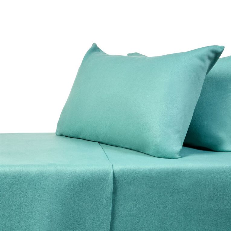 Living & Co Polar Flannel Sheet Set Green Queen, Green, hi-res