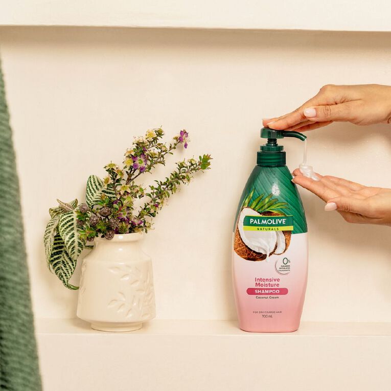 Palmolive Intense Moisture Shampoo 700ml, , hi-res