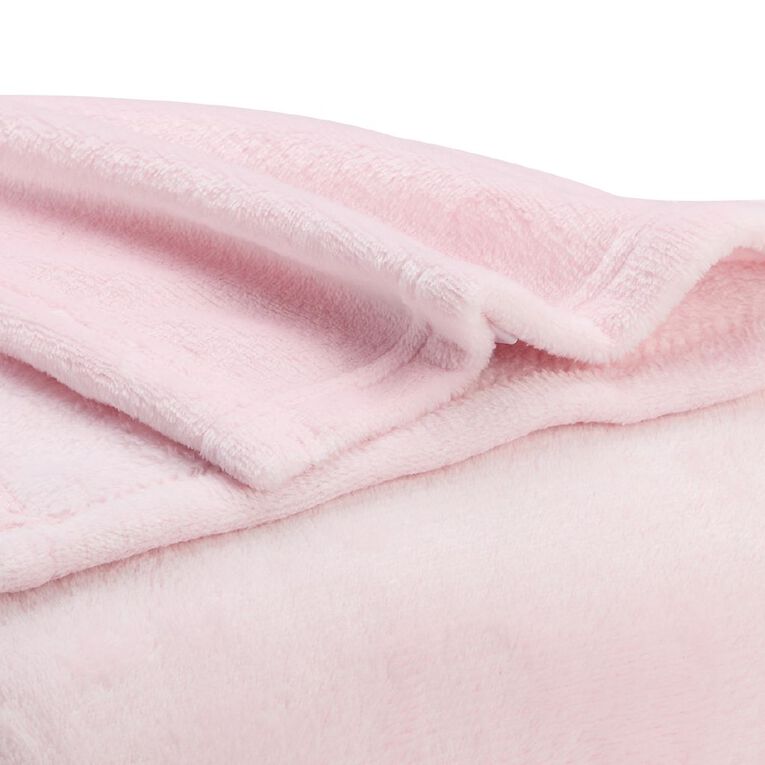 Living & Co Ultra Soft Plush Blanket Pink Queen, , hi-res