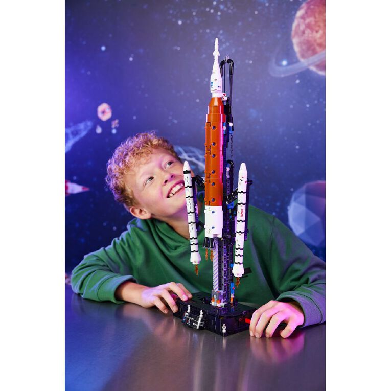 LEGO Technic NASA Artemis Space Launch System Rocket 42221, , hi-res