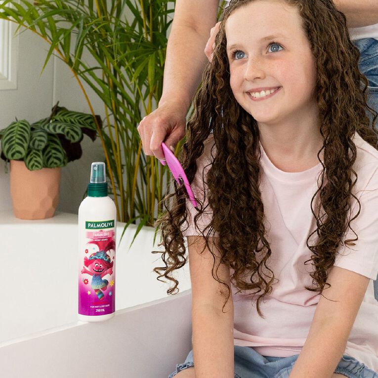 Palmolive Fashion Girl Detangler Spray 250ml, , hi-res