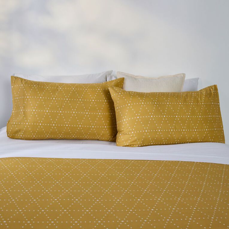 Living & Co Microfibre Duvet Cover Set Stella Yellow Double, Yellow, hi-res