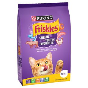 Friskies Surfin' & Turfin' Favourites Dry Cat Food 2.5kg